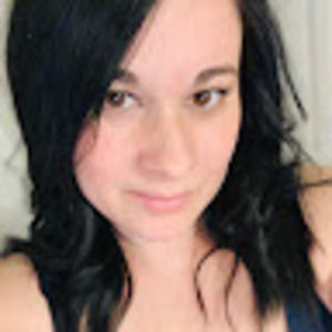 Meet your Posher, Adriana